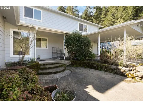 7941 Upper Olalla Road Winston OR 97496