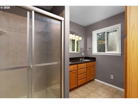 7941 Upper Olalla Road Winston OR 97496