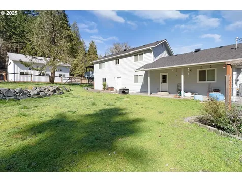 7941 Upper Olalla Road Winston OR 97496