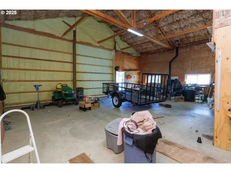 7941 Upper Olalla Road Winston OR 97496