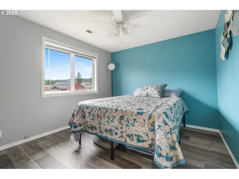 404 E Valley Street Yacolt WA 98675