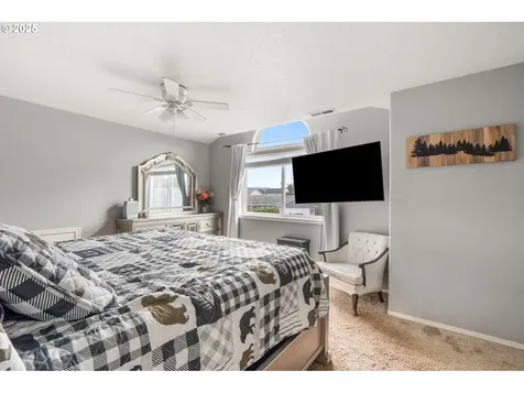 404 E Valley Street Yacolt WA 98675