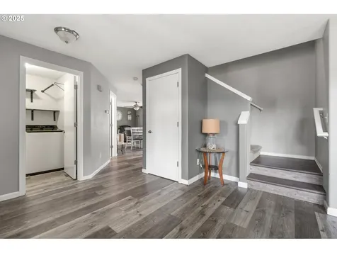 404 E Valley Street Yacolt WA 98675
