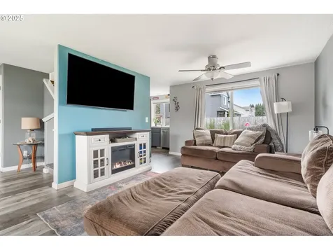 404 E Valley Street Yacolt WA 98675