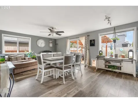404 E Valley Street Yacolt WA 98675
