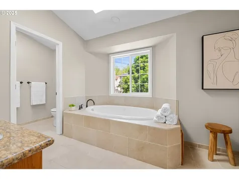 8878 SW Romal Court Beaverton OR 97008