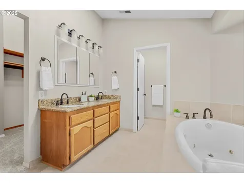 8878 SW Romal Court Beaverton OR 97008