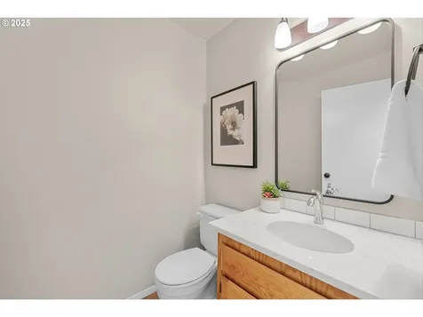 8878 SW Romal Court Beaverton OR 97008