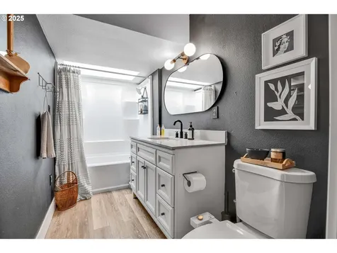 4119 NE 115th Avenue Portland OR 97220