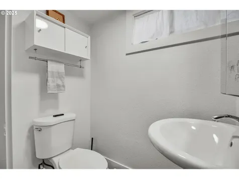 4119 NE 115th Avenue Portland OR 97220
