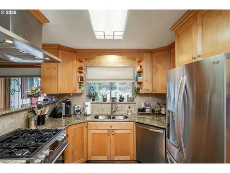 1149 5th Street Lyons OR 97358