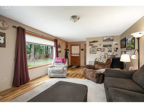 1149 5th Street Lyons OR 97358