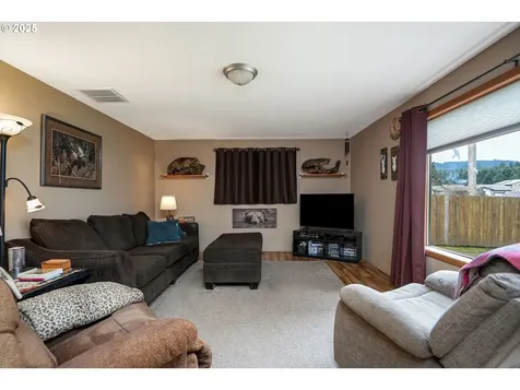 1149 5th Street Lyons OR 97358