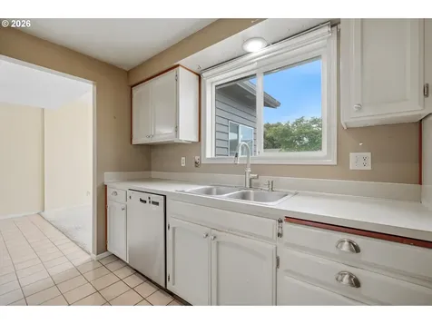 1019 Juniper Street Keizer OR 97303