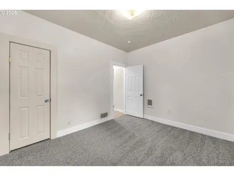 647 SE Russell Street Camas WA 98607