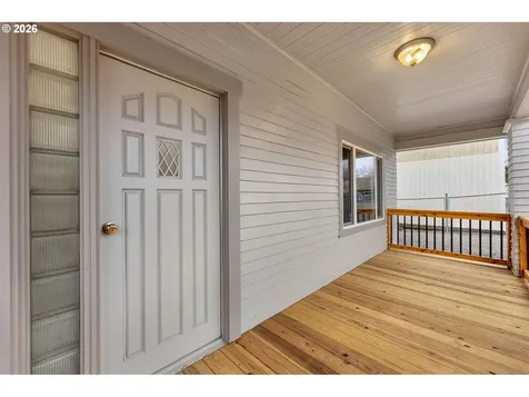 647 SE Russell Street Camas WA 98607