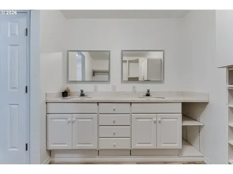 41929 Deerhorn Road Springfield OR 97478