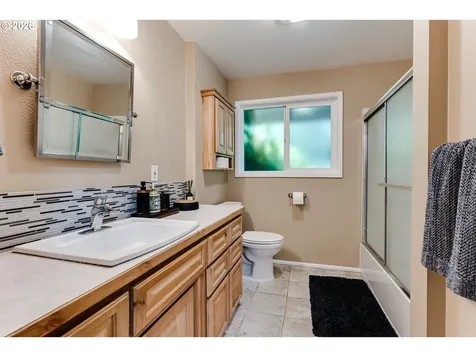 41929 Deerhorn Road Springfield OR 97478