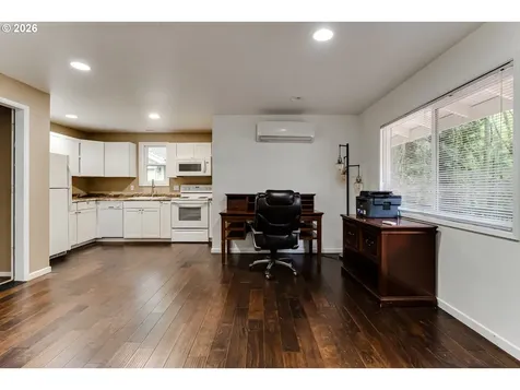 41929 Deerhorn Road Springfield OR 97478