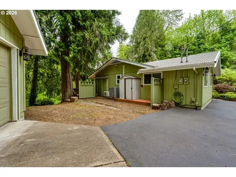 41929 Deerhorn Road Springfield OR 97478