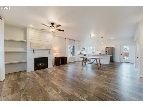 61142 Brookhollow Drive Bend OR 97702