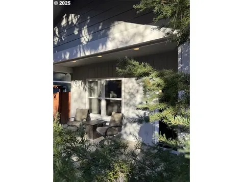 61142 Brookhollow Drive Bend OR 97702