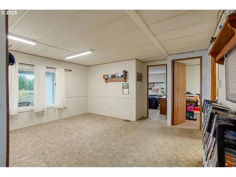 5422 Portland Road NE Salem OR 97305