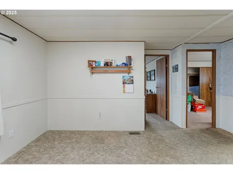 5422 Portland Road NE Salem OR 97305