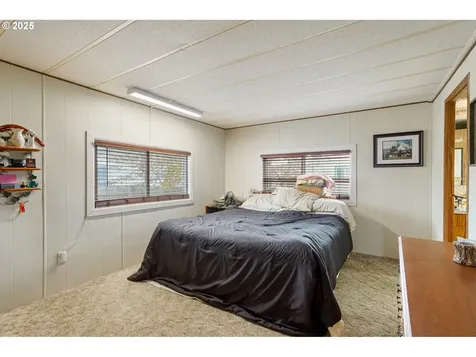 5422 Portland Road NE Salem OR 97305