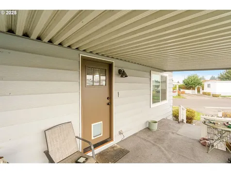 5422 Portland Road NE Salem OR 97305