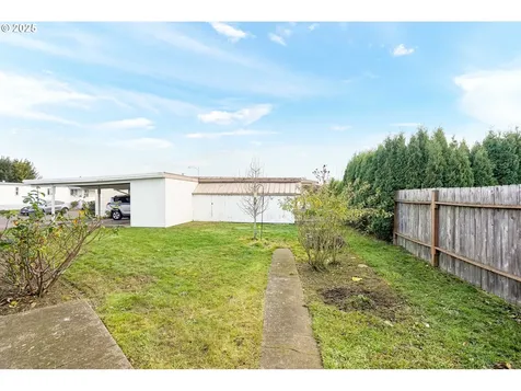5422 Portland Road NE Salem OR 97305