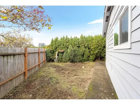 5422 Portland Road NE Salem OR 97305