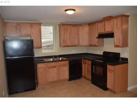 4737 SE 28th Avenue Portland OR 97202