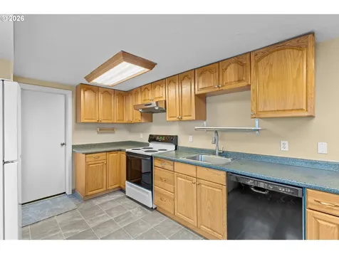 4737 SE 28th Avenue Portland OR 97202