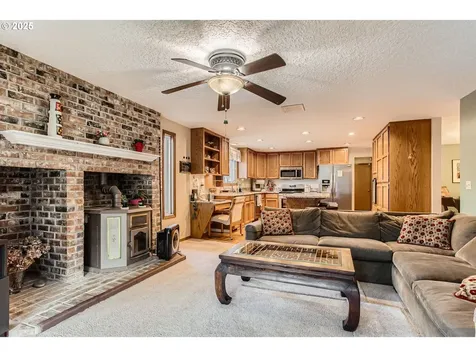 2433 NE 163rd Avenue Portland OR 97230