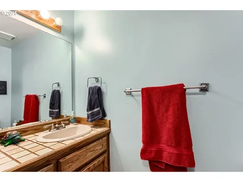 2433 NE 163rd Avenue Portland OR 97230