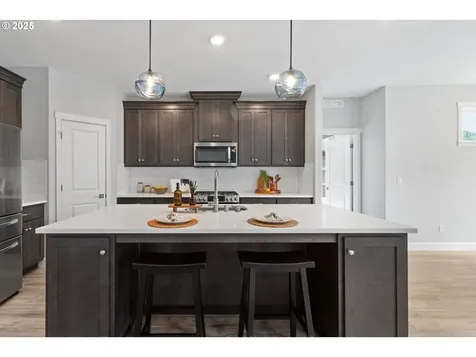 16610 NE 95th Street Vancouver WA 98682
