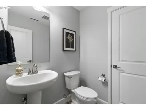 16610 NE 95th Street Vancouver WA 98682