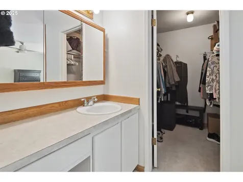 13142 SW 17th Street Beaverton OR 97008