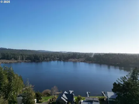 89222 Sutton Lake Drive Florence OR 97439