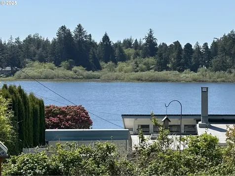 89222 Sutton Lake Drive Florence OR 97439