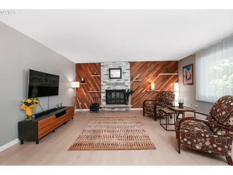9897 SW Siuslaw Lane Tualatin OR 97062