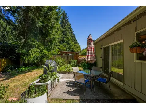 9897 SW Siuslaw Lane Tualatin OR 97062