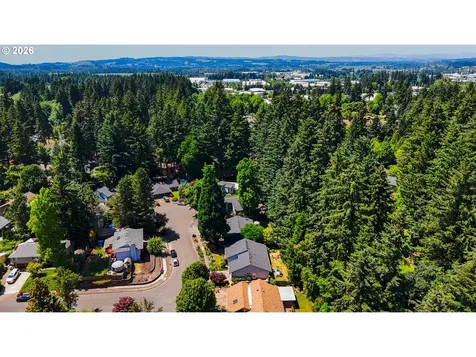 9897 SW Siuslaw Lane Tualatin OR 97062