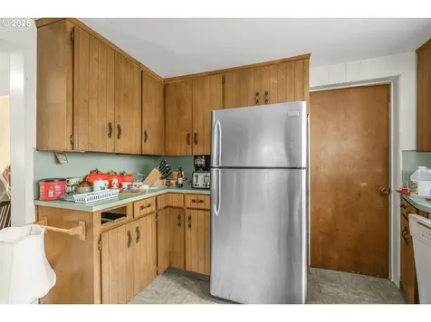2758 SE 170th Avenue Portland OR 97236