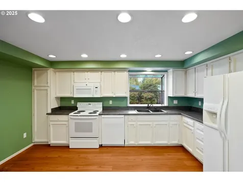 1056 Northshire Court NE Keizer OR 97303