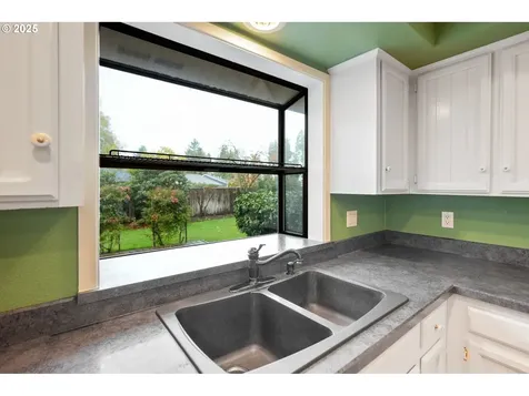 1056 Northshire Court NE Keizer OR 97303