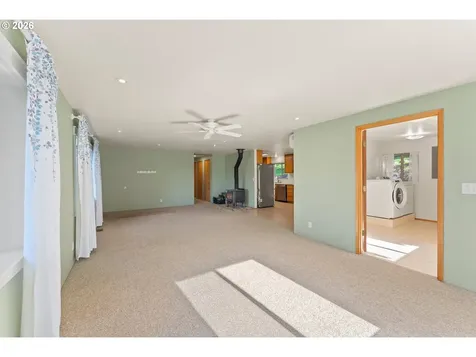 1378 NW Grove Street Roseburg OR 97471
