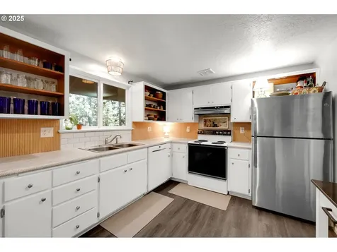 4815 Brookwood Street Eugene OR 97405