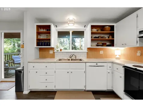 4815 Brookwood Street Eugene OR 97405
